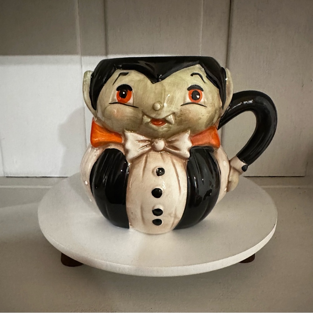 Johanna Parker Halloween Vampire Mug